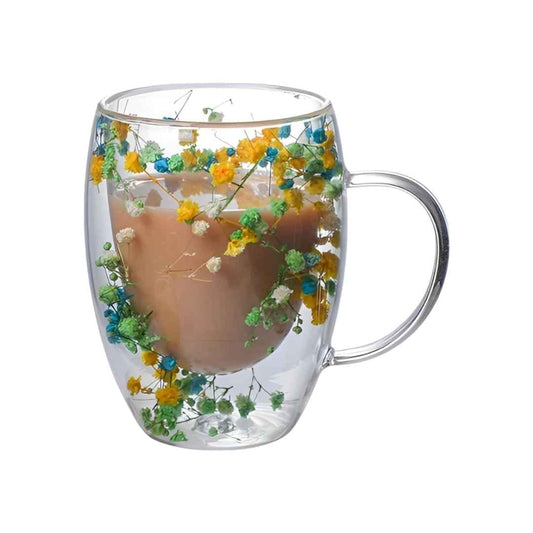 Tasse en verre double paroi avec insert de fleurs séchées jaunes et vertes et anse pour boisson chaude ou froide